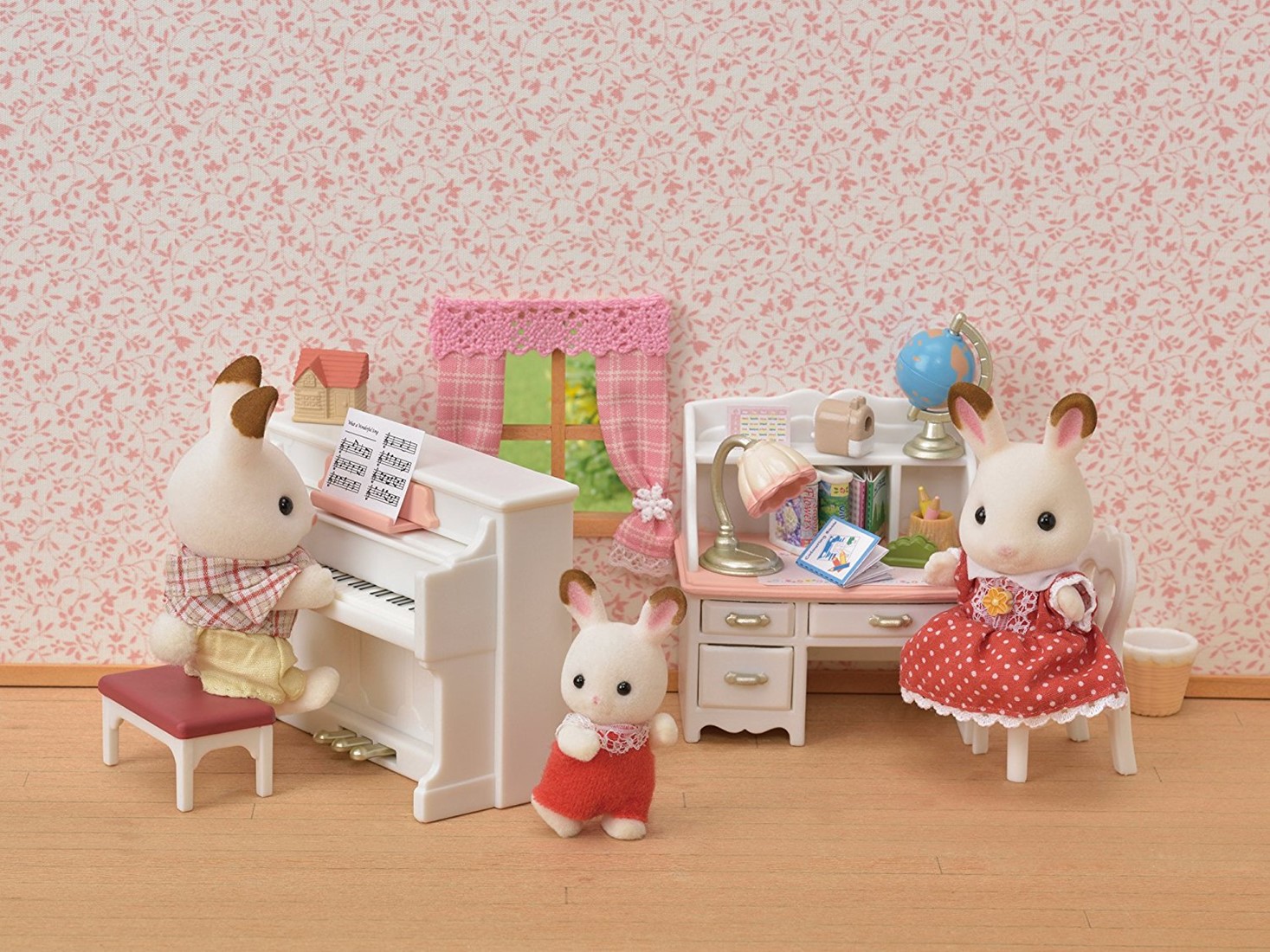 piano sylvanian families